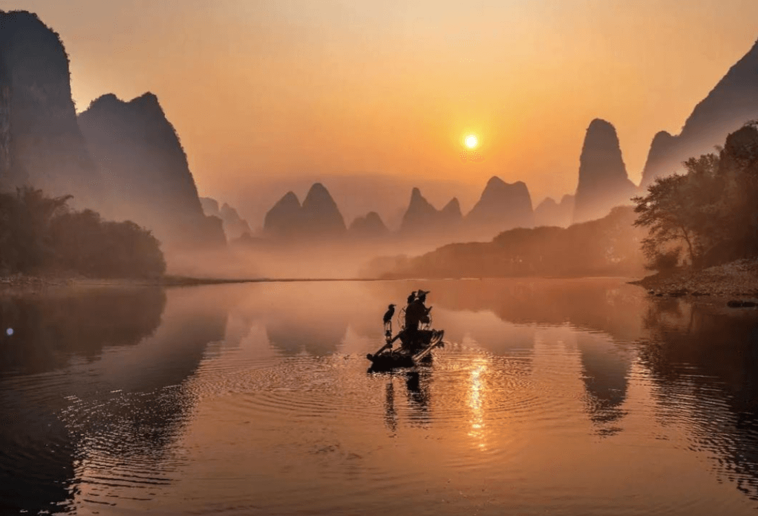 Photographing the Li River at Sunrise